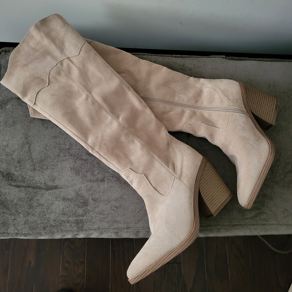Yoki Cream Over the Knee Boots